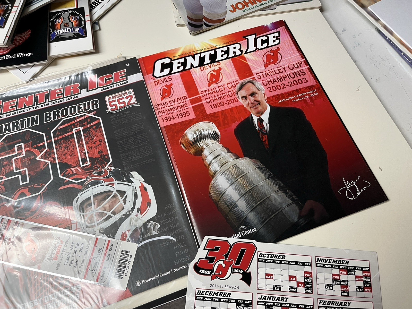 Vintage/Classic Lot of 5 NJ DEVILS Magazines/Programs - NM Condition Plus Extras