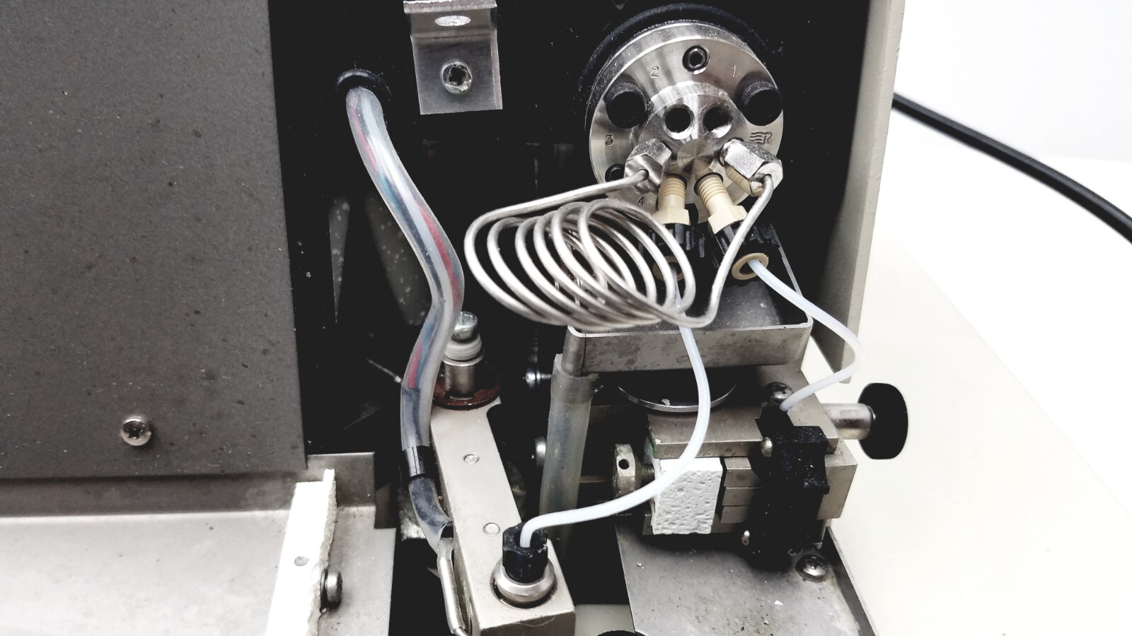 Beckman System Gold Autosampler 507 Powers Up HPLC Laboratory