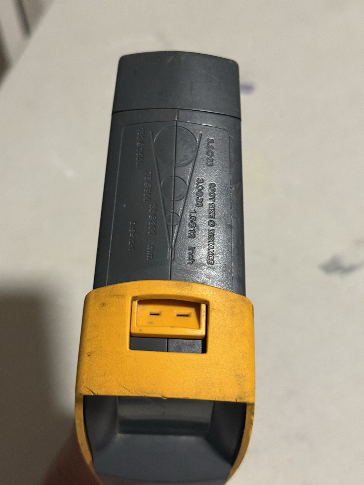 Fluke 561 IR Thermometer
