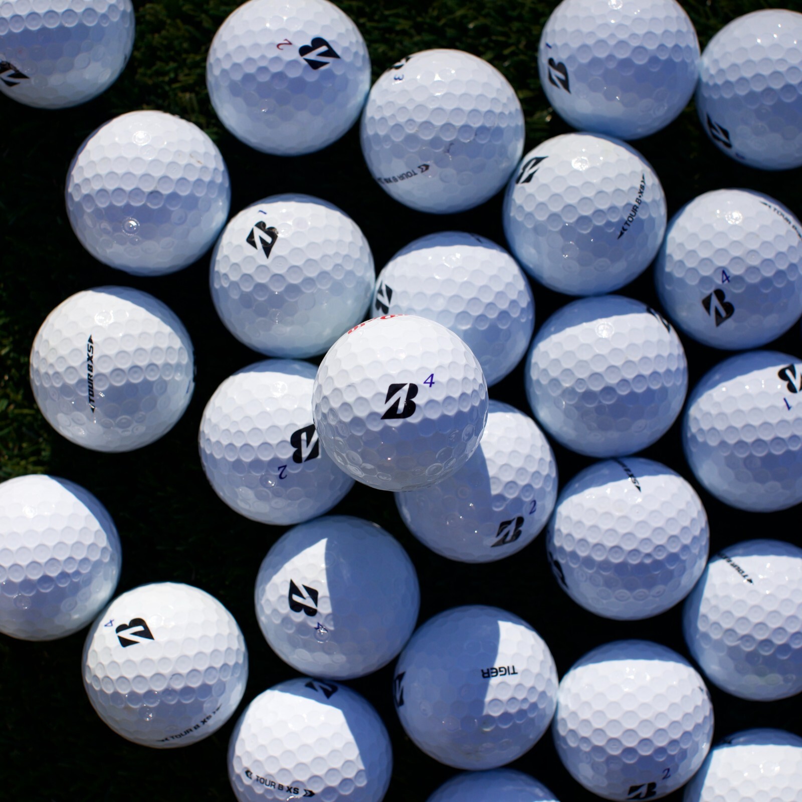 24 Bridgestone Tour B XS Used Golf Balls 5A/4A Great Quality FREE SHIPPING