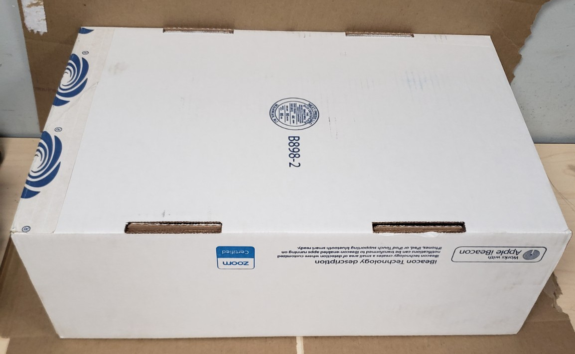 (NEW!) Crestron CCS-UC-1-X-T-V Tabletop Video Conference System