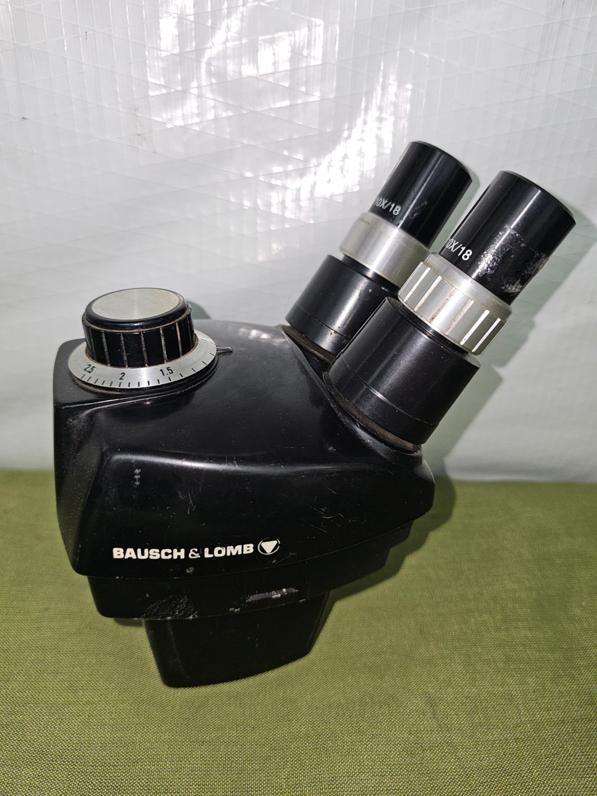 Bausch & Lomb Stereozoom 1x-2.5x Binocular Stereo Microscope Upright Lab