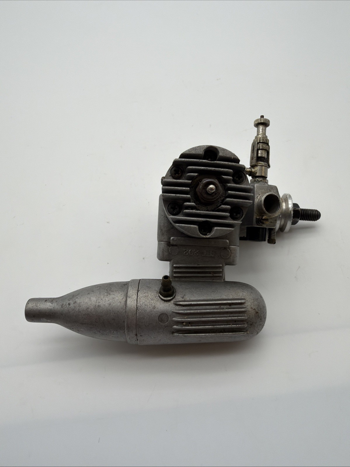 Vintage Thunder Tiger 25 RC model airplane engine M16