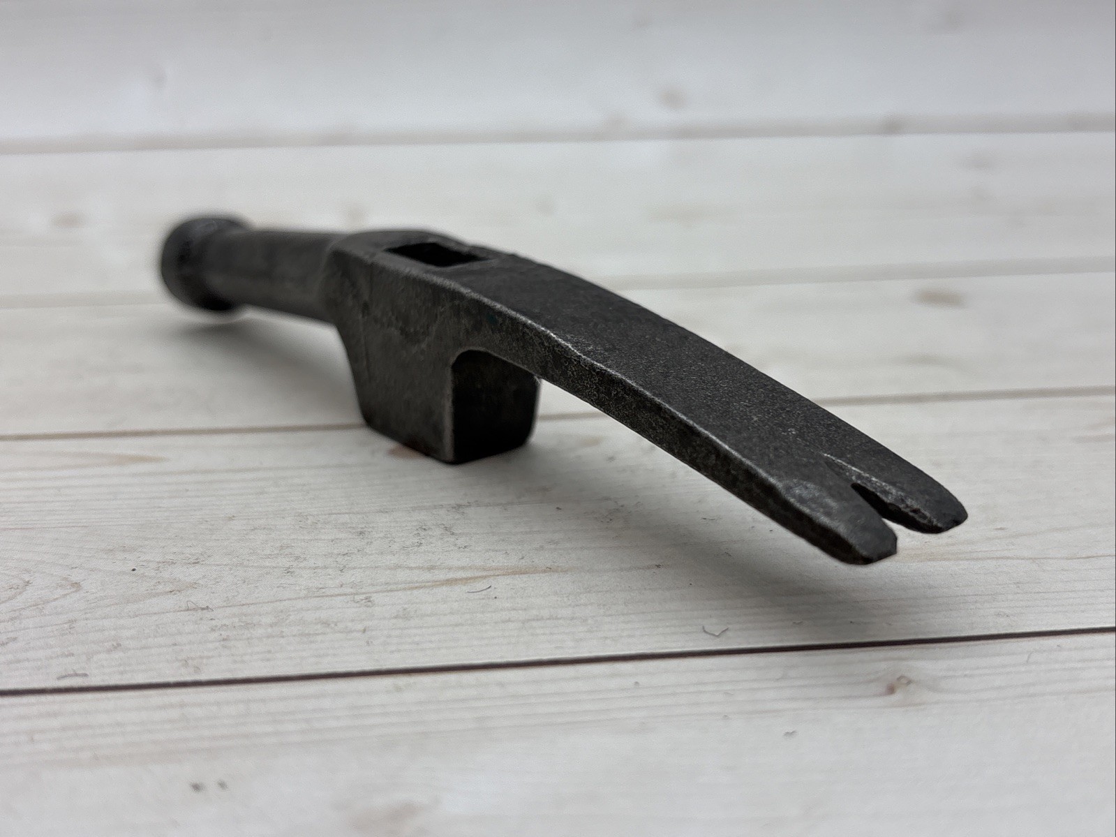 Vintage Upholstery Hammer Head 4 oz. W/ Tack Puller Hammer No Handle