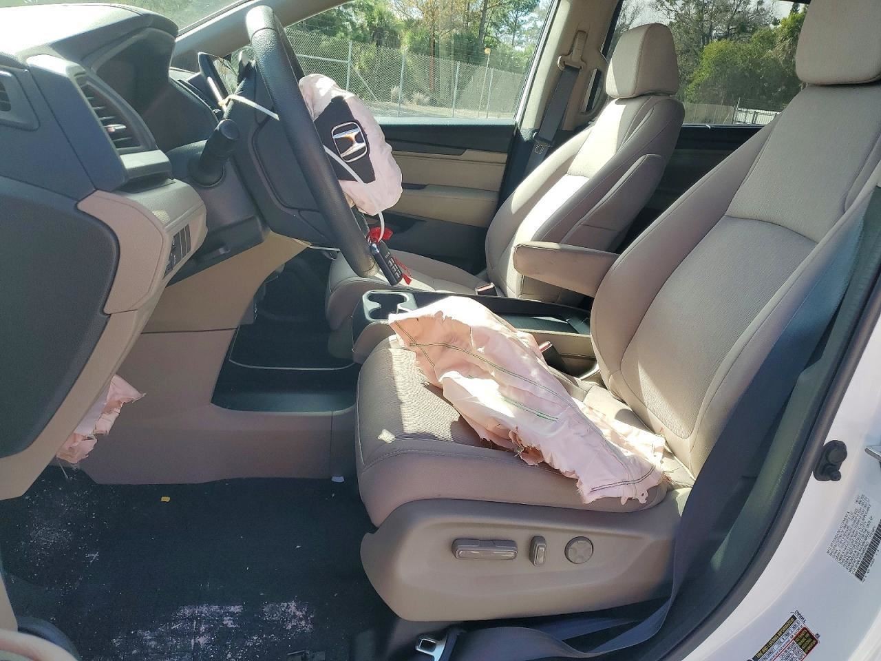ODYSSEY 2022 Glove Box 5002912