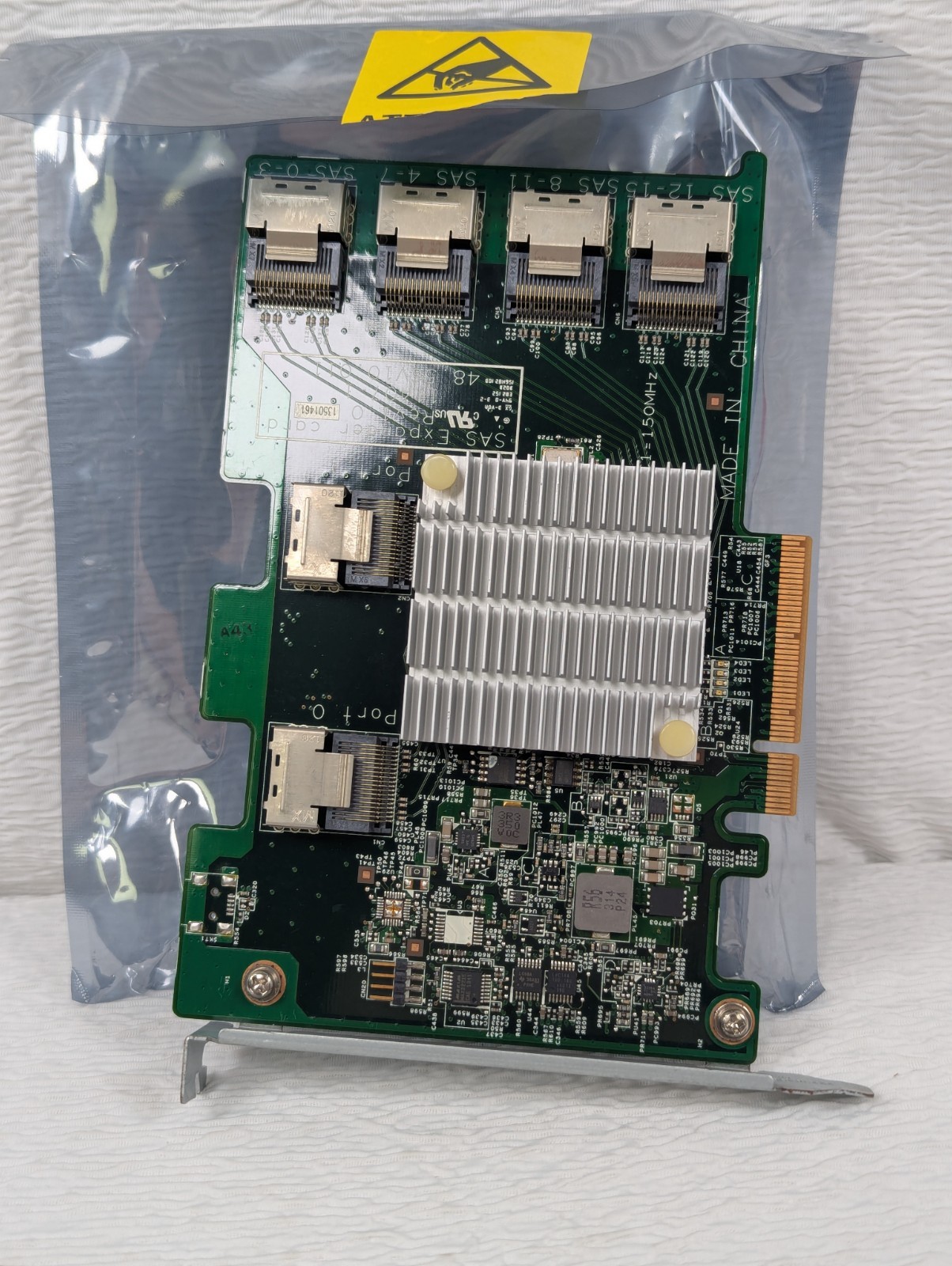 LENOVO - 03X3834 16 PORT 6GBPS SAS SATA EXPANDER FOR HBA CARDS SAS2008 SAS2308-