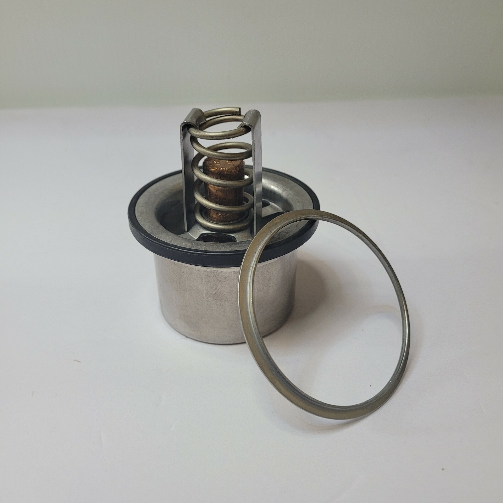 Stant 23503825 Detroit Diesel Thermostat