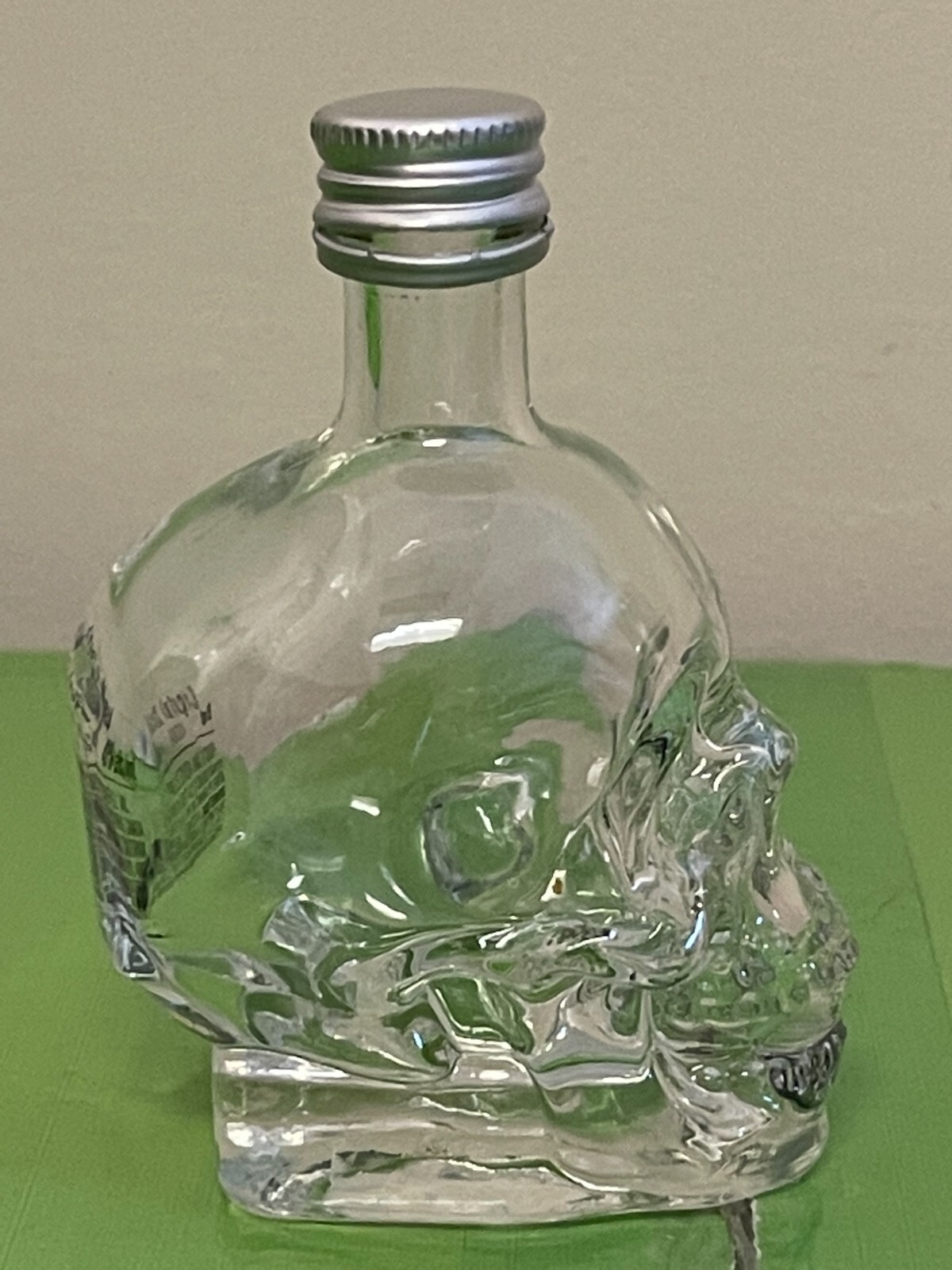 Dan Aykroyds Crystal Head Vodka 50ML Glass Skull Mini Empty Bottle With Cap