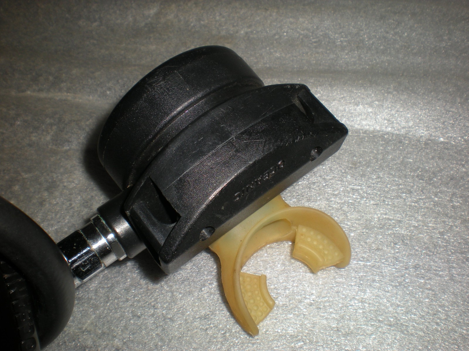 Oceanic Alpha Scuba Diving Mouthpiece Regulator ONLY ASIS UNTESTED