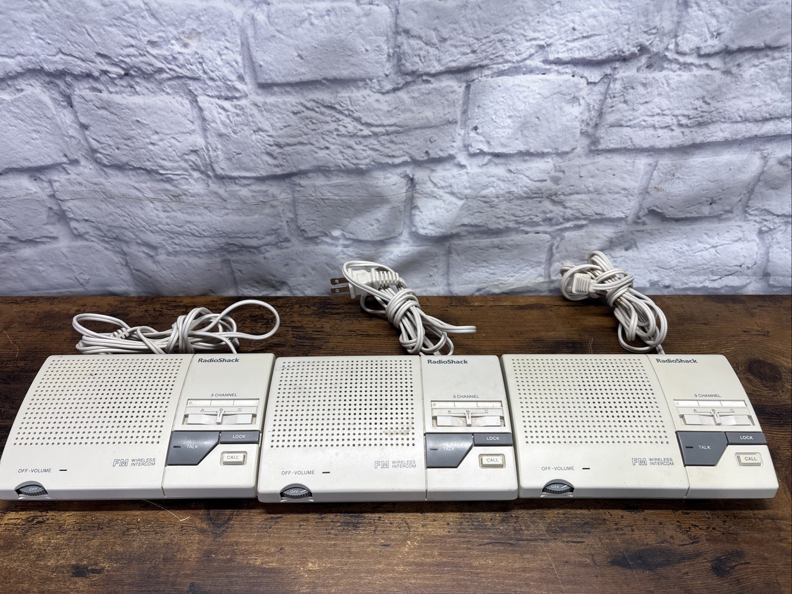 VINTAGE Radio Shack FM Wireless 3 Channel Intercom System - Set of 3 #43-490