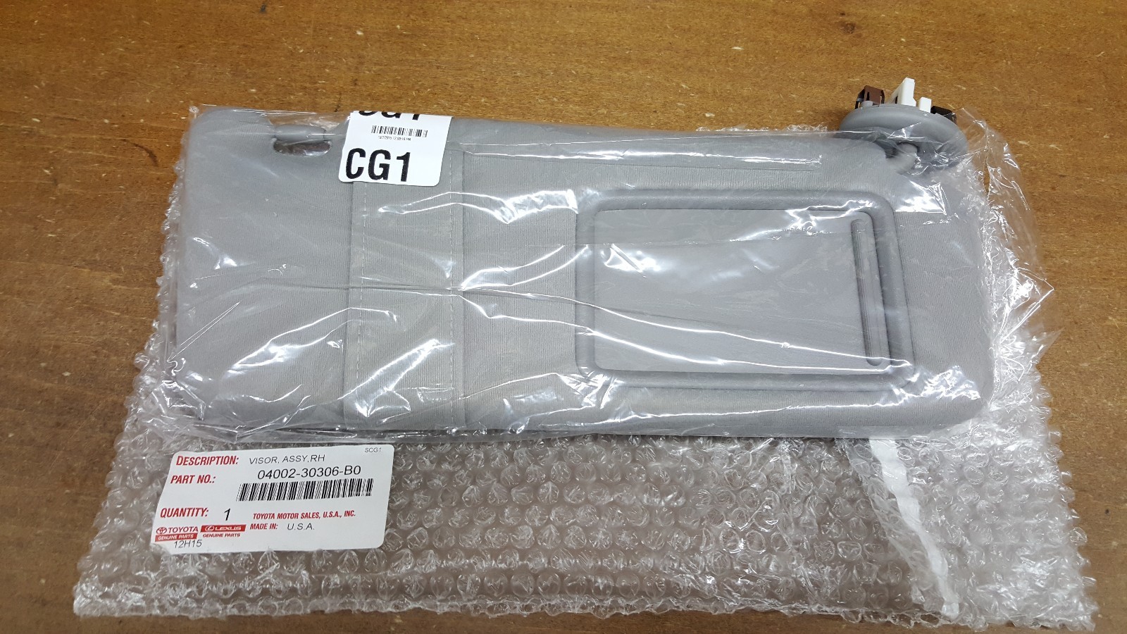 Toyota Camry 2007-2011 Passenger Side Visor In Gray With Sunrrof