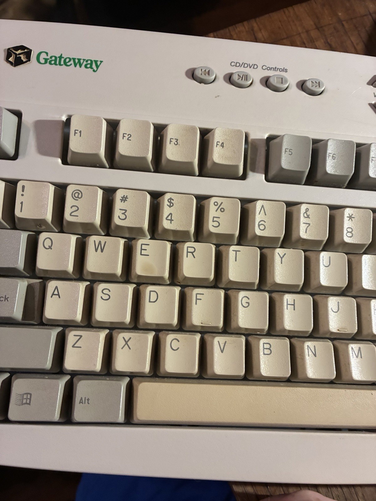 Gateway 2000 Working Keyboard & Software Bundle - Items In Desc