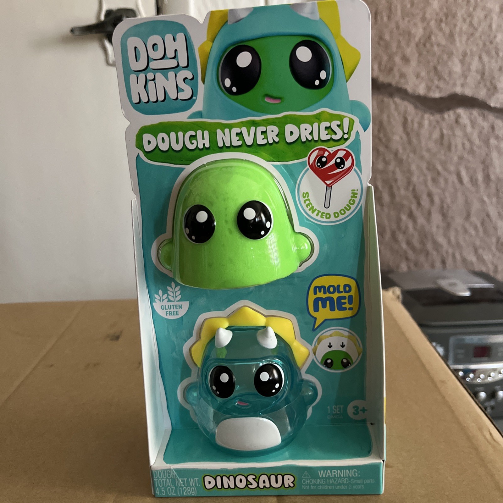 DohKins Dino Single Pack Character - Scented Dough that Never Dries, Ages 3+
