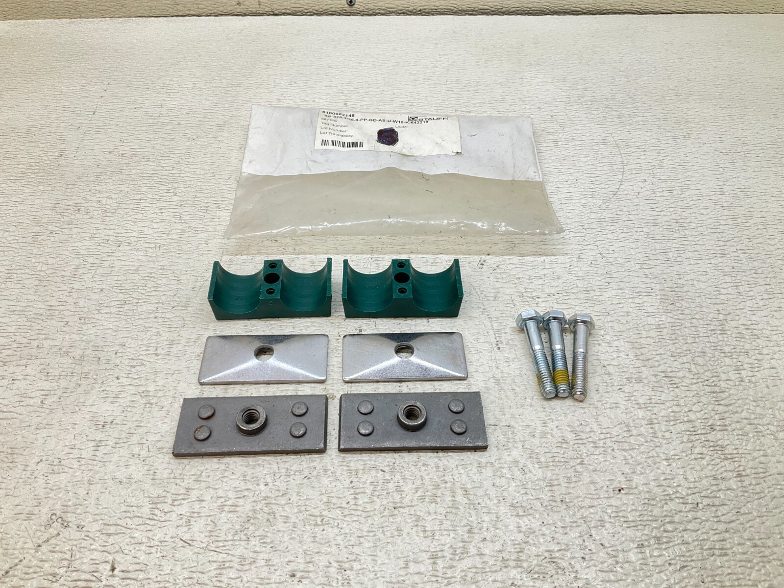 Stauff SP-325.4/25.4-PP-GD-AS-U-W10-K-642219 Twin Clamp Kit 6100082148 New (TSC)