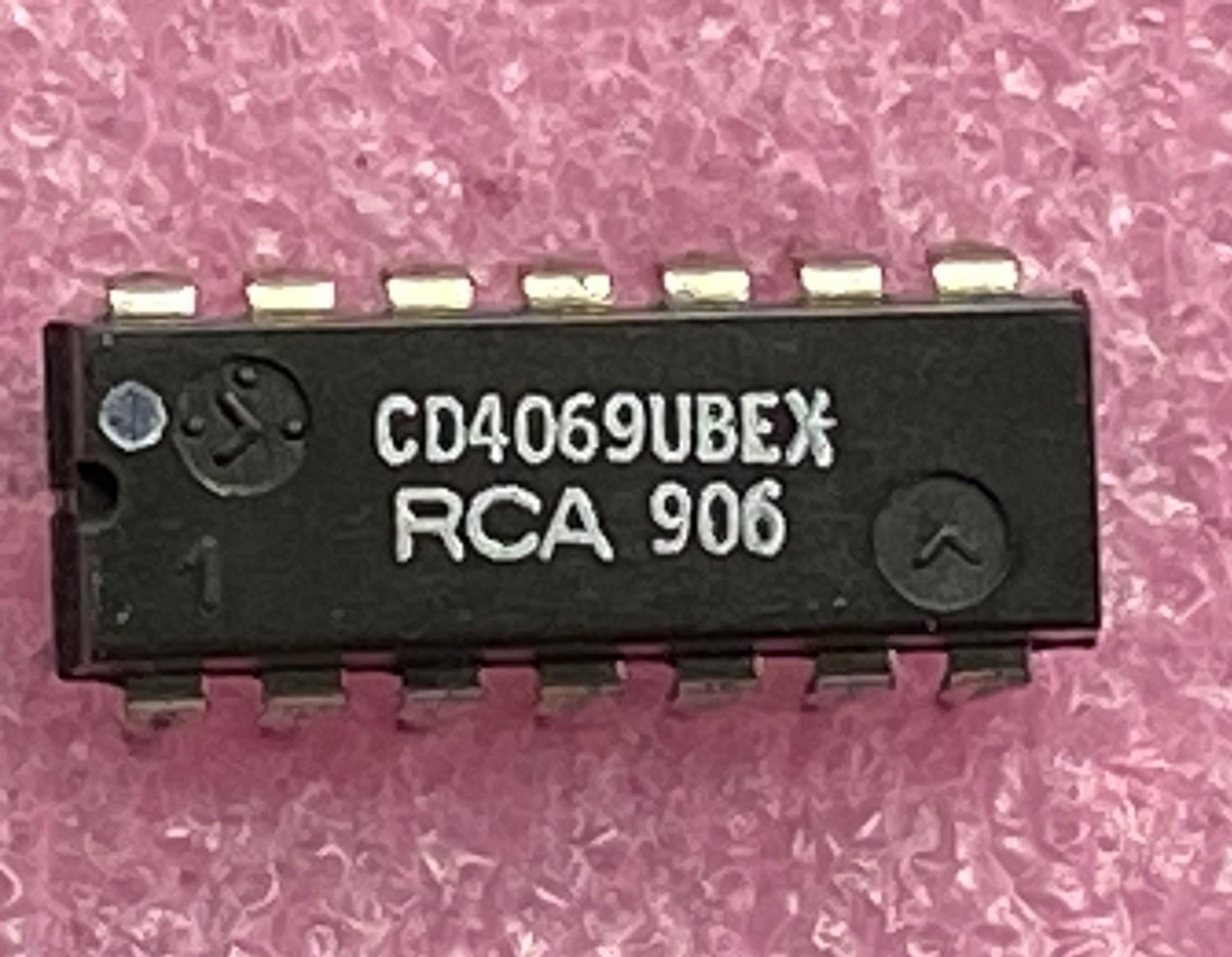 RCA CD4069UBEX 6-hex inverters Integrated Circuit