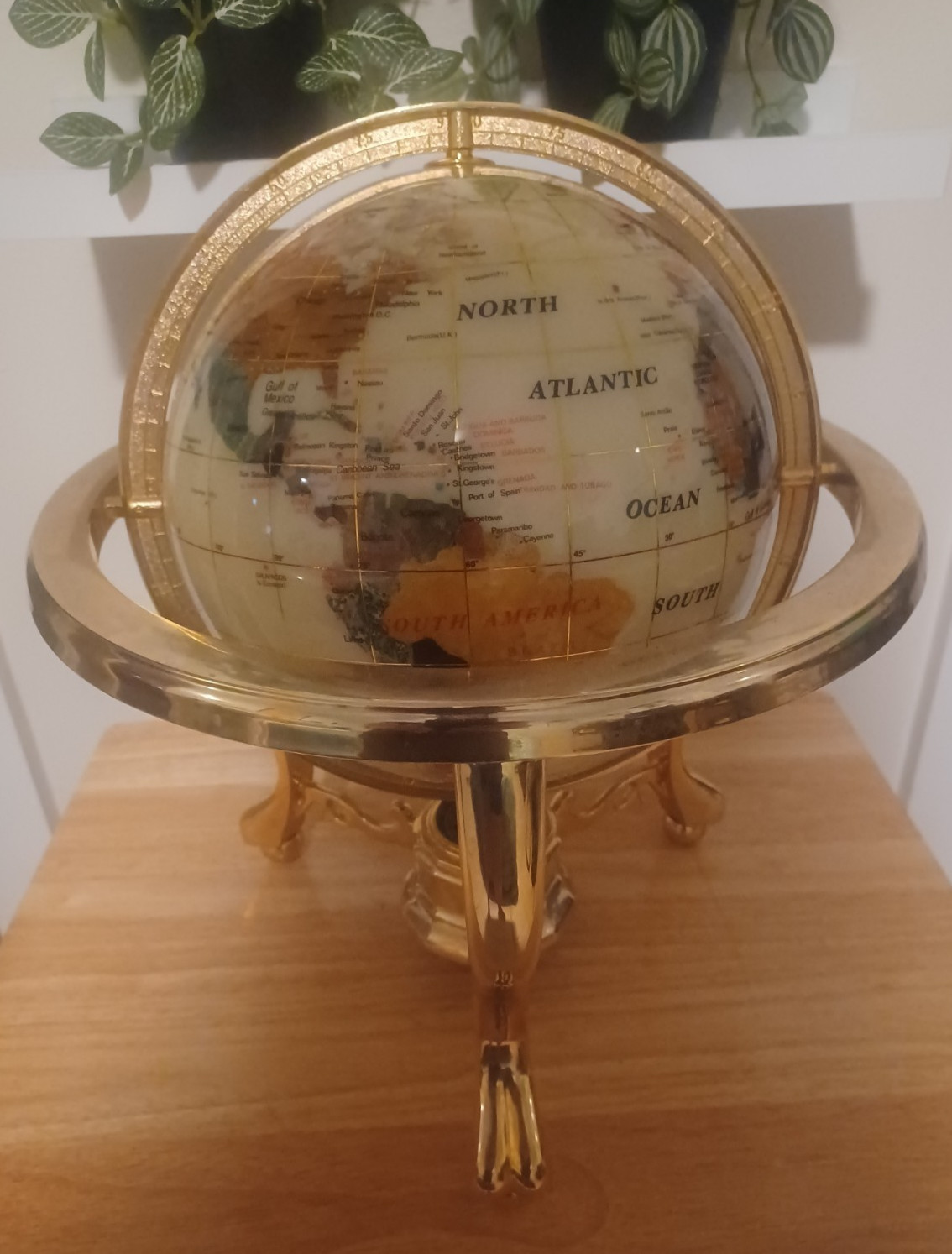 14” Vintage WORLD GLOBE SEMI PRECIOUS STONES INLAID LAPIS BRASS STAND COMPASS