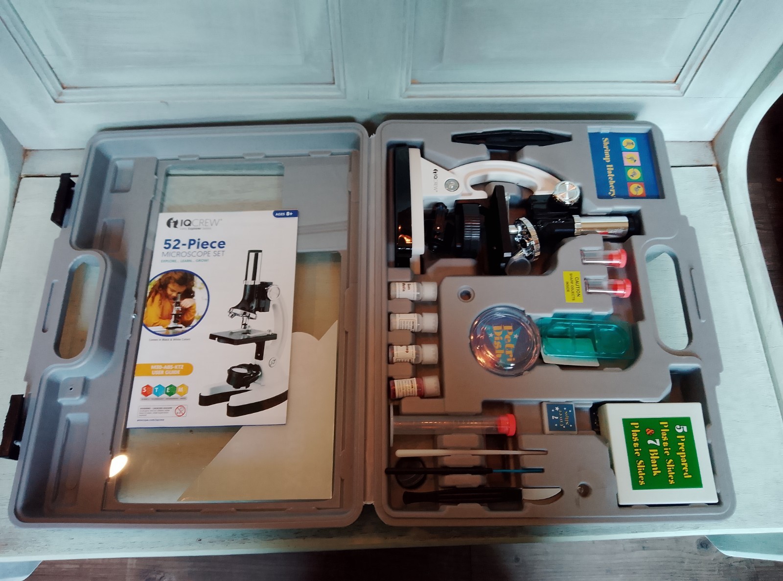 IQ Crew early explorer series 52 piece microscope set