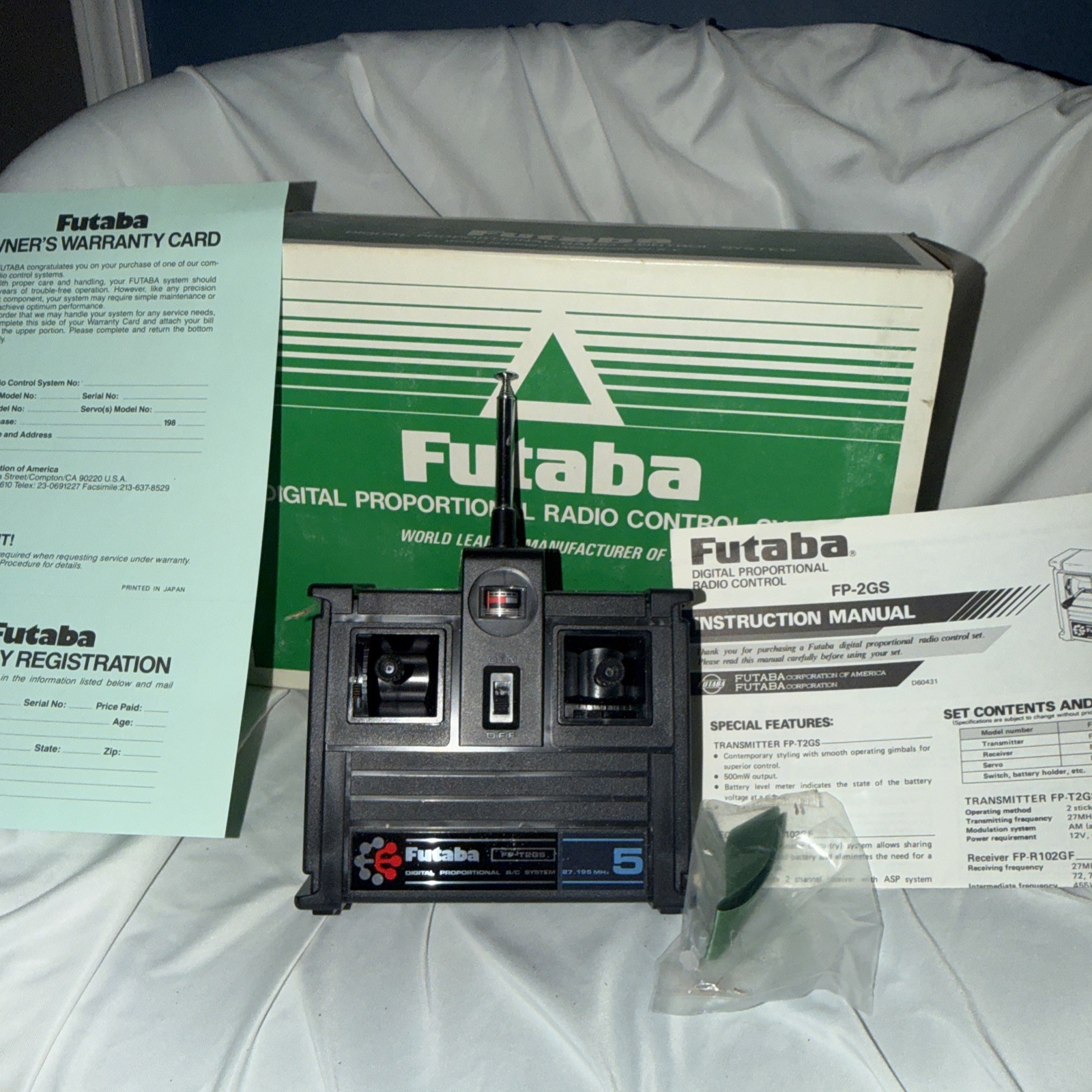 Vintage Futaba FP-T2GS 2-Channel RC Transmitter 75.790 MHz Channel 80 – Surface