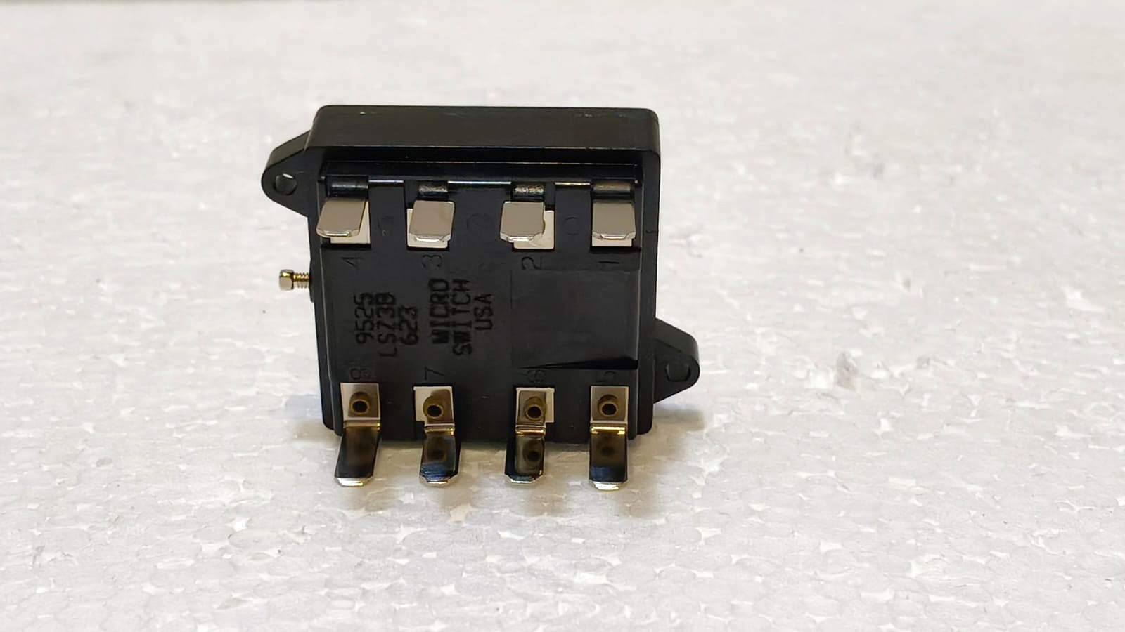 Honeywell MICRO SWITCH LSZ3B 9527 INDUSTRIAL LIMIT MICRO SWITCH NEW NOS