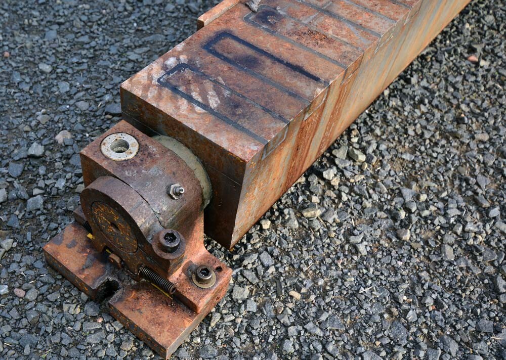 Magnetic Sine chuck
