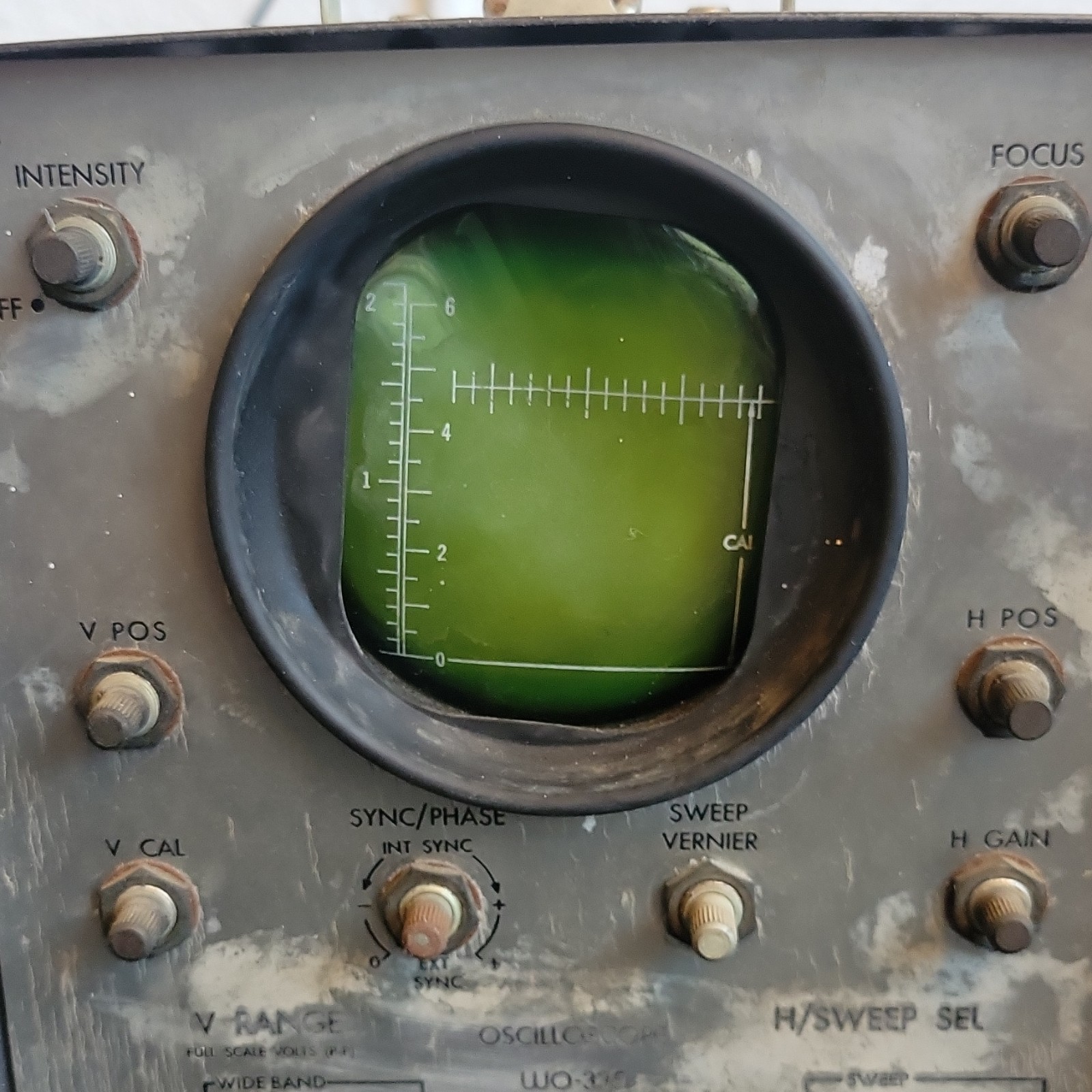 Vintage Oscilloscope WO33A RCA Pilot Light Turns On Untested