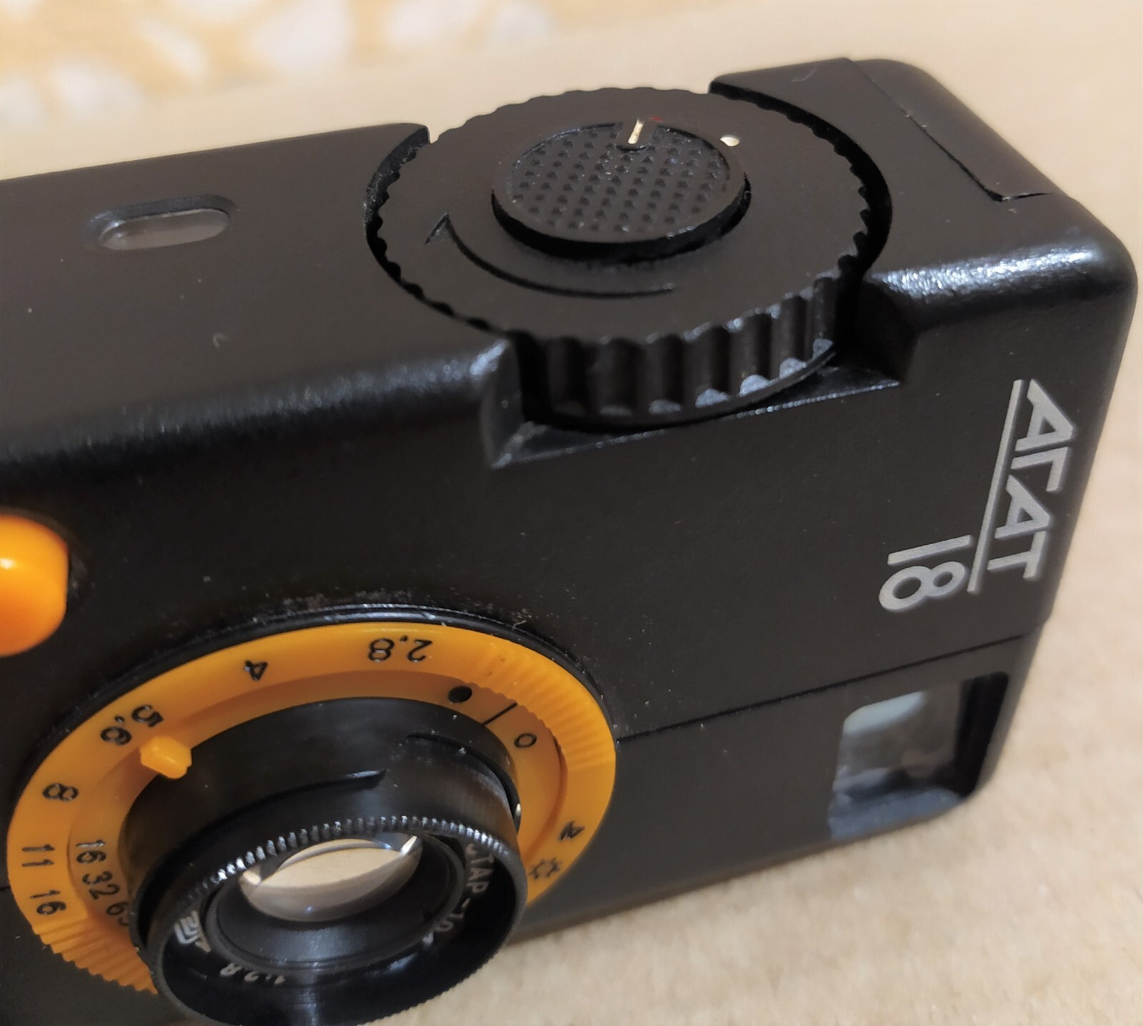 Small compact camera AGAT 18 half-frame 35mm lens Industar-104 2.8/28mm