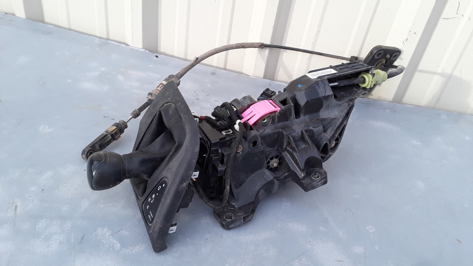 14-21 RAM PROMASTER-Shifter Gear Floor Shift Selector 05154965AA