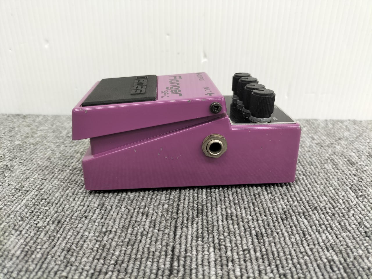 BOSS BF-2 flanger pedal