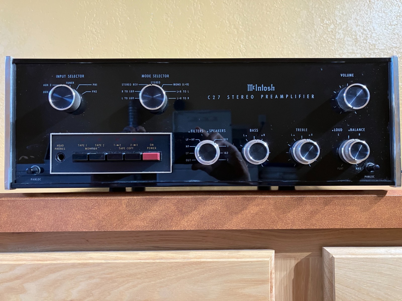 Mcintosh C27 Preamplifier Serviced