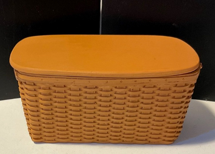 Picnic Basket Removeable Cover Accessory for Byers Choice Caroler Doll Related