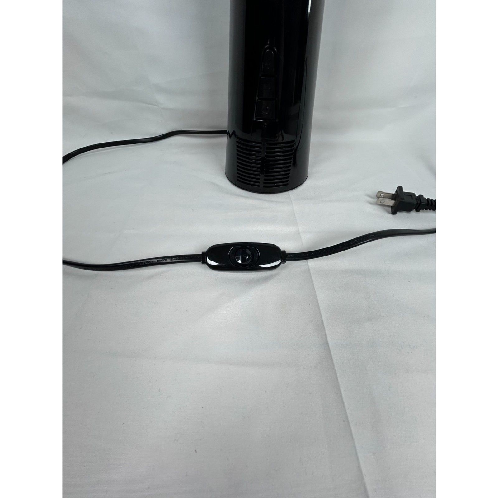 IT Glitter Lamp Bluetooth Speaker Lights Up Switch Blue Black