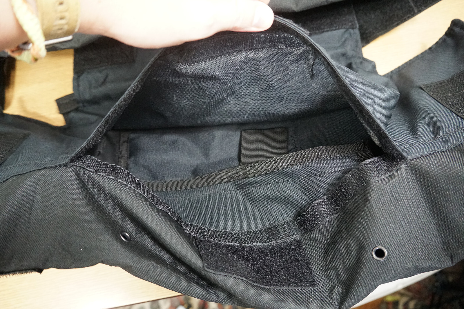 Coyote Body Armor Vest Molle Marked Level IIIA Medium/Large Black