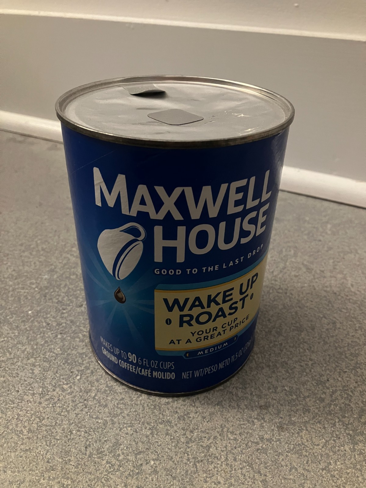 SECRET COFFEE CAN SAFE, uses MAXWELL HOUSE can, bottom unscrews, store valuables