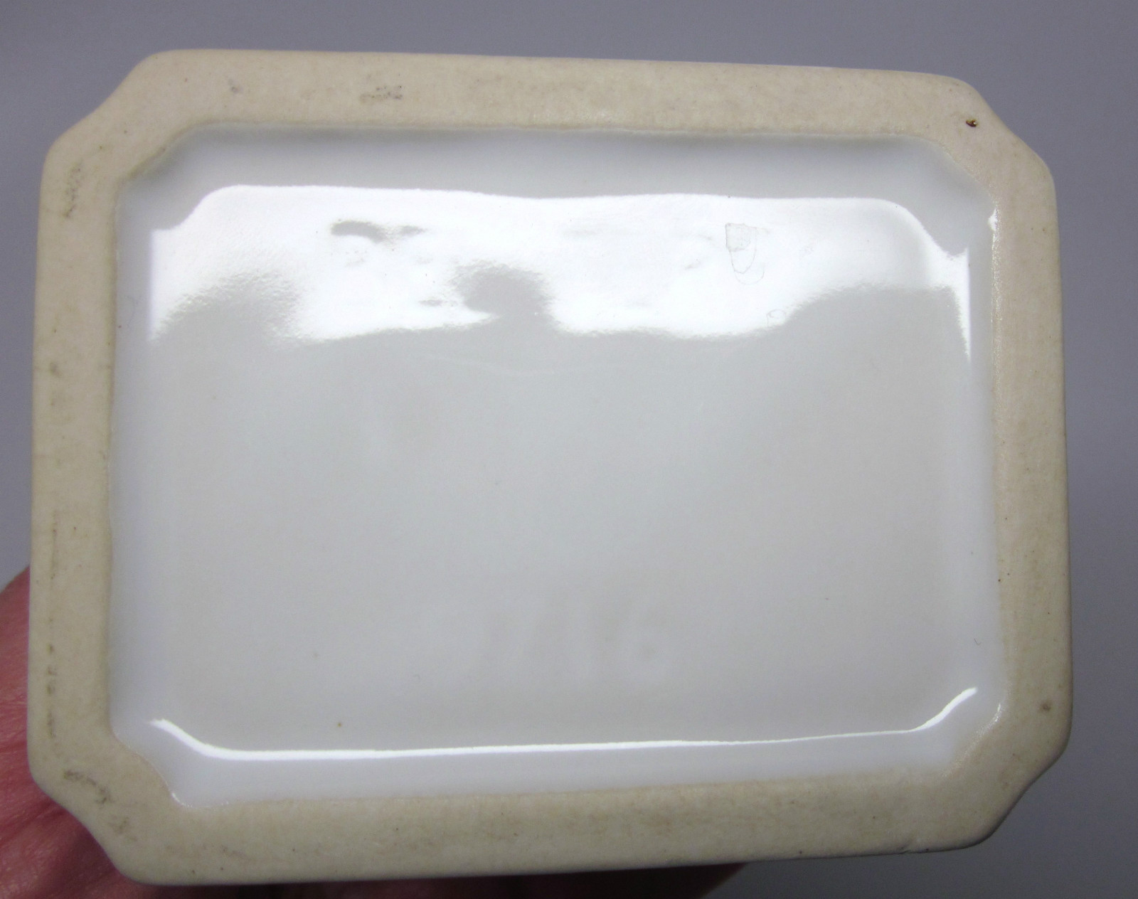 Bel Terr White Sugar Packet Holder #9716