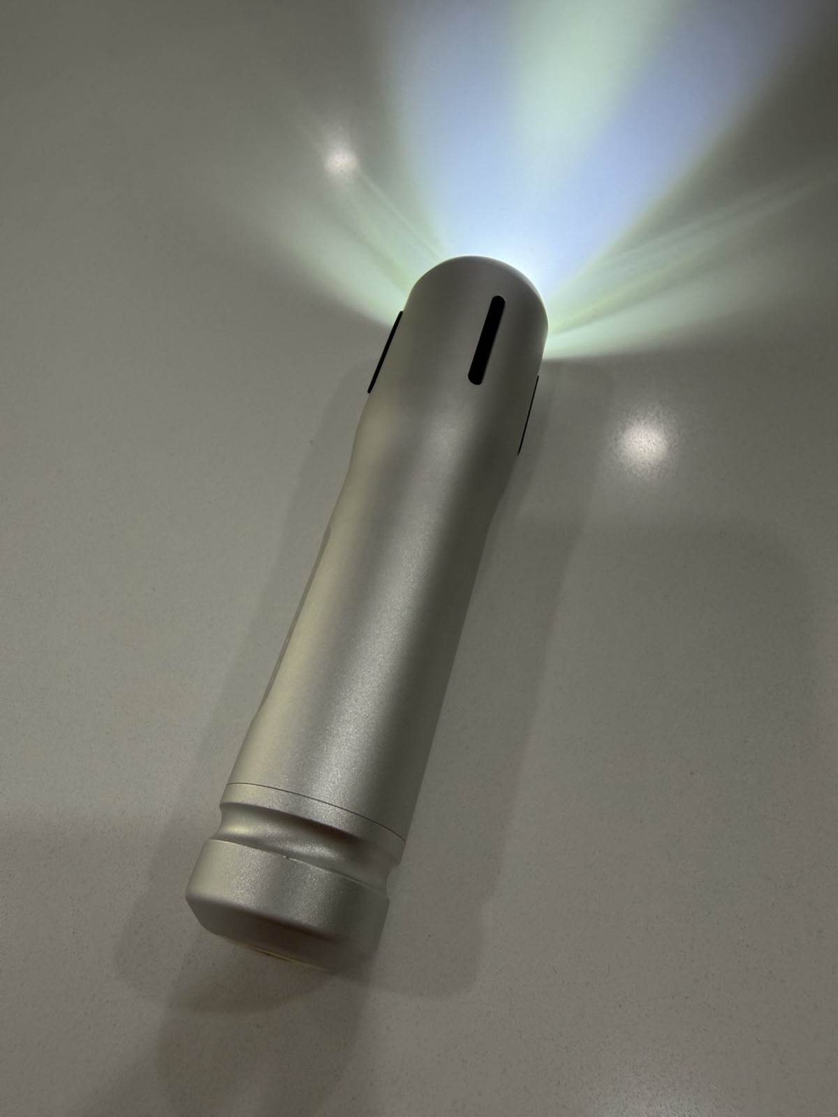 Rivian Torch Flashlight 1000 lumens