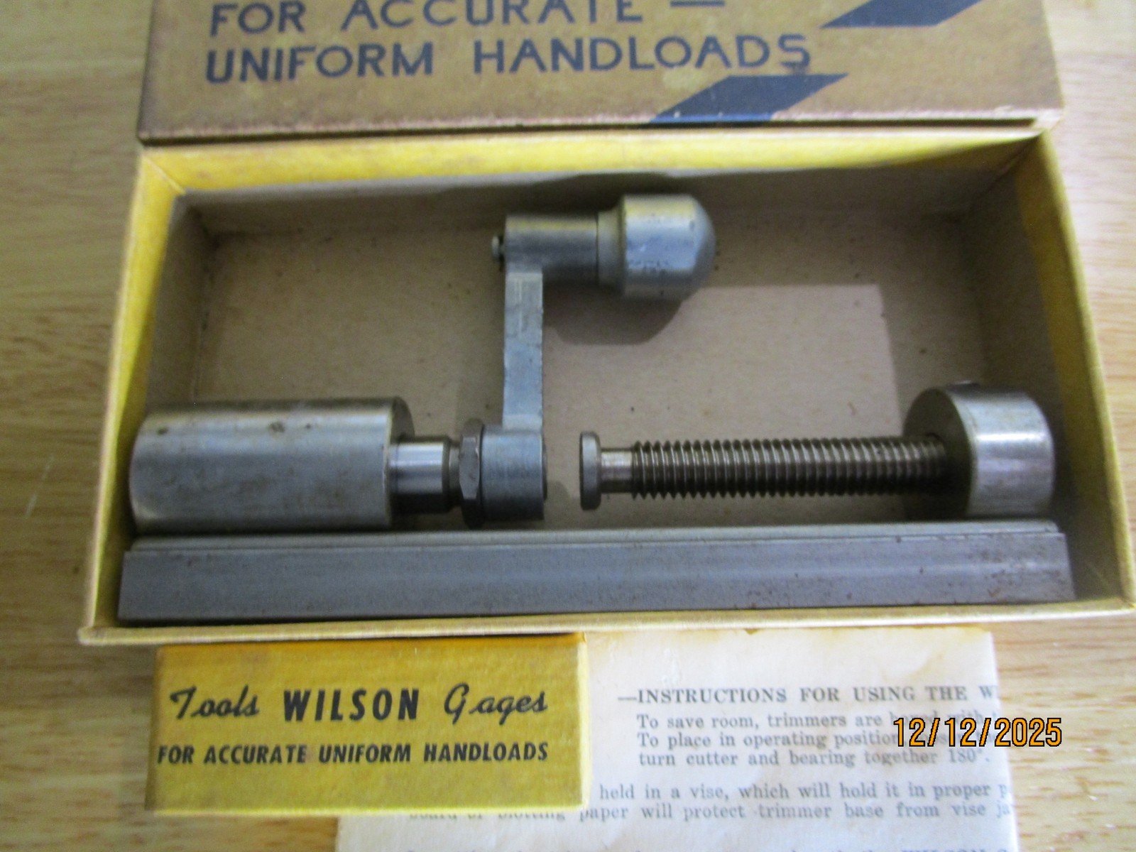 Wilson Tools & Gages Universal Case Trimmer w Burring Tool