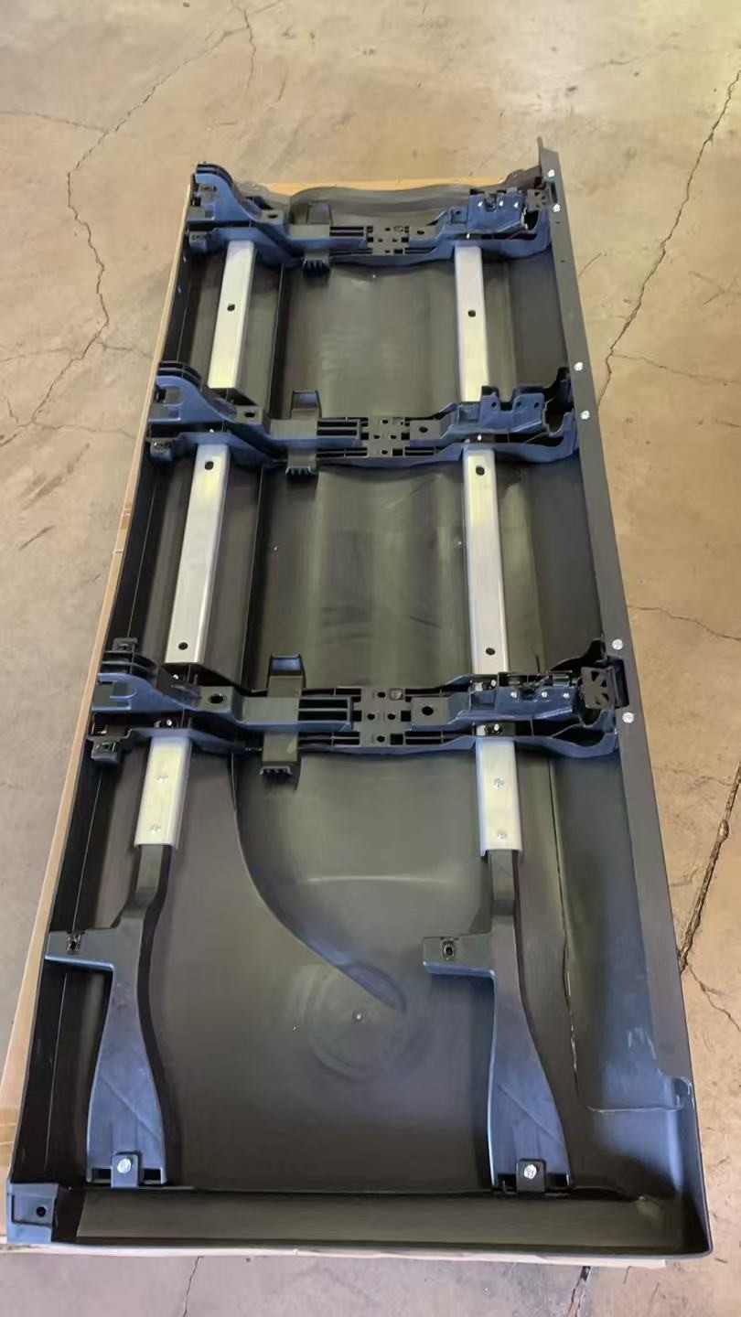Rear Side Panel with Bracket Right Passenger Side For Peterbilt 579 2023+