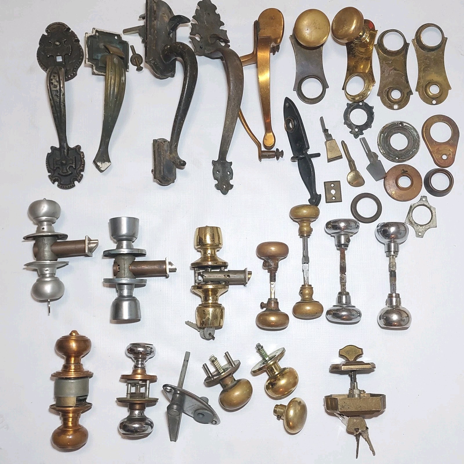 23 LB VTG Locksmith Mis Parts Junk Drawer Lot Handels Locks Knobs Parts Repair