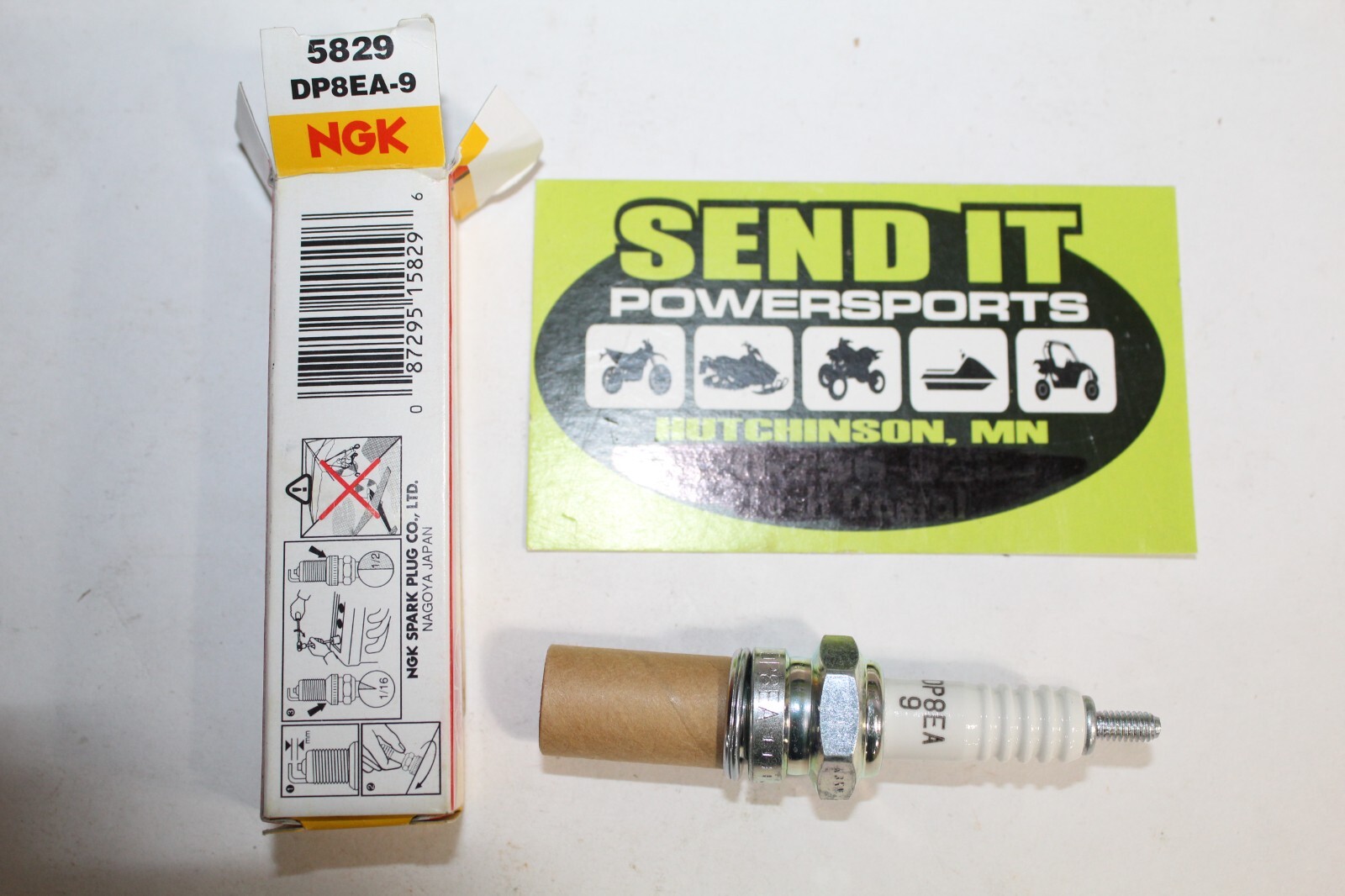 DSP NGK - 5629 - Spark Plugs, DP7EA-9