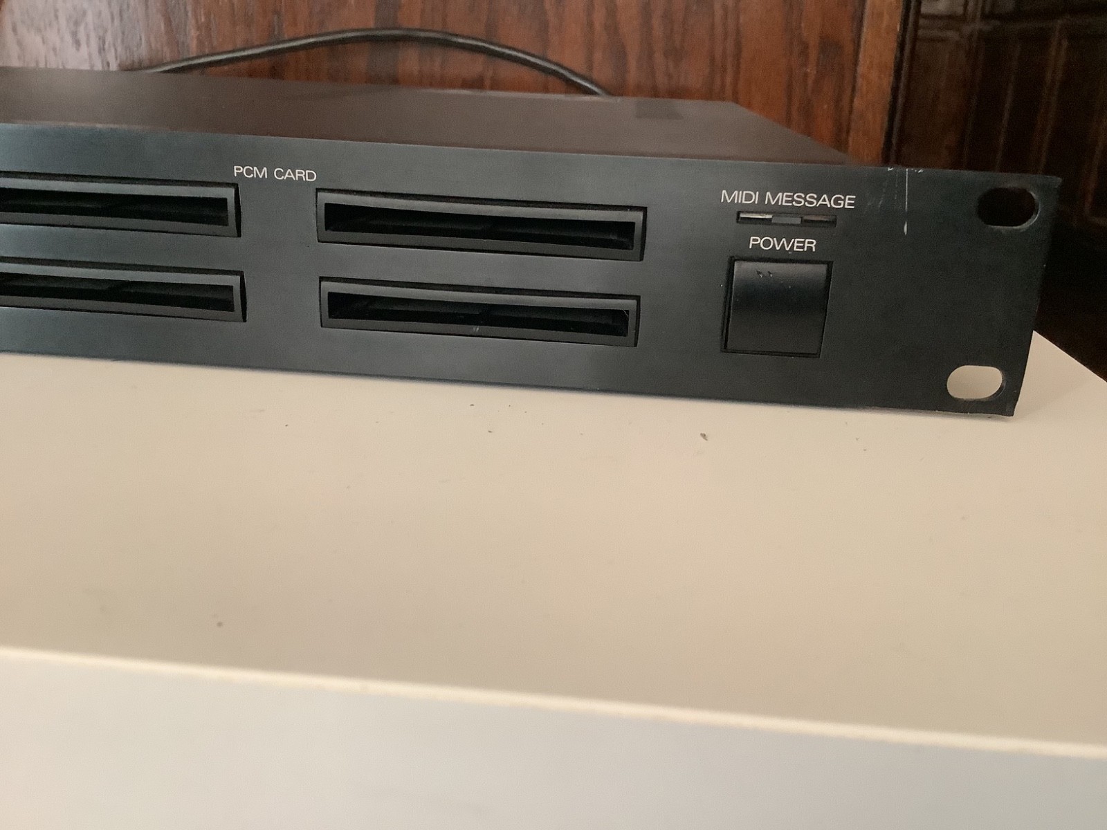 Roland U-110 PCM Sound Module Rackmount & Synthesizer