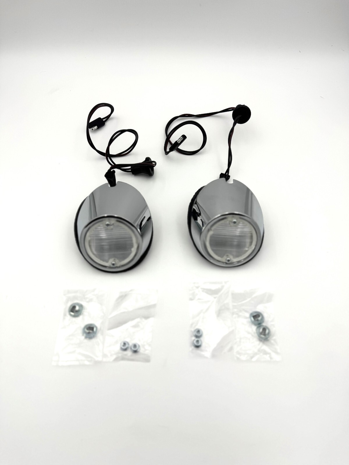 1969 1970 Mustang Rear Backup Reverse Lamp Light Complete Assembly Pair LH & RH