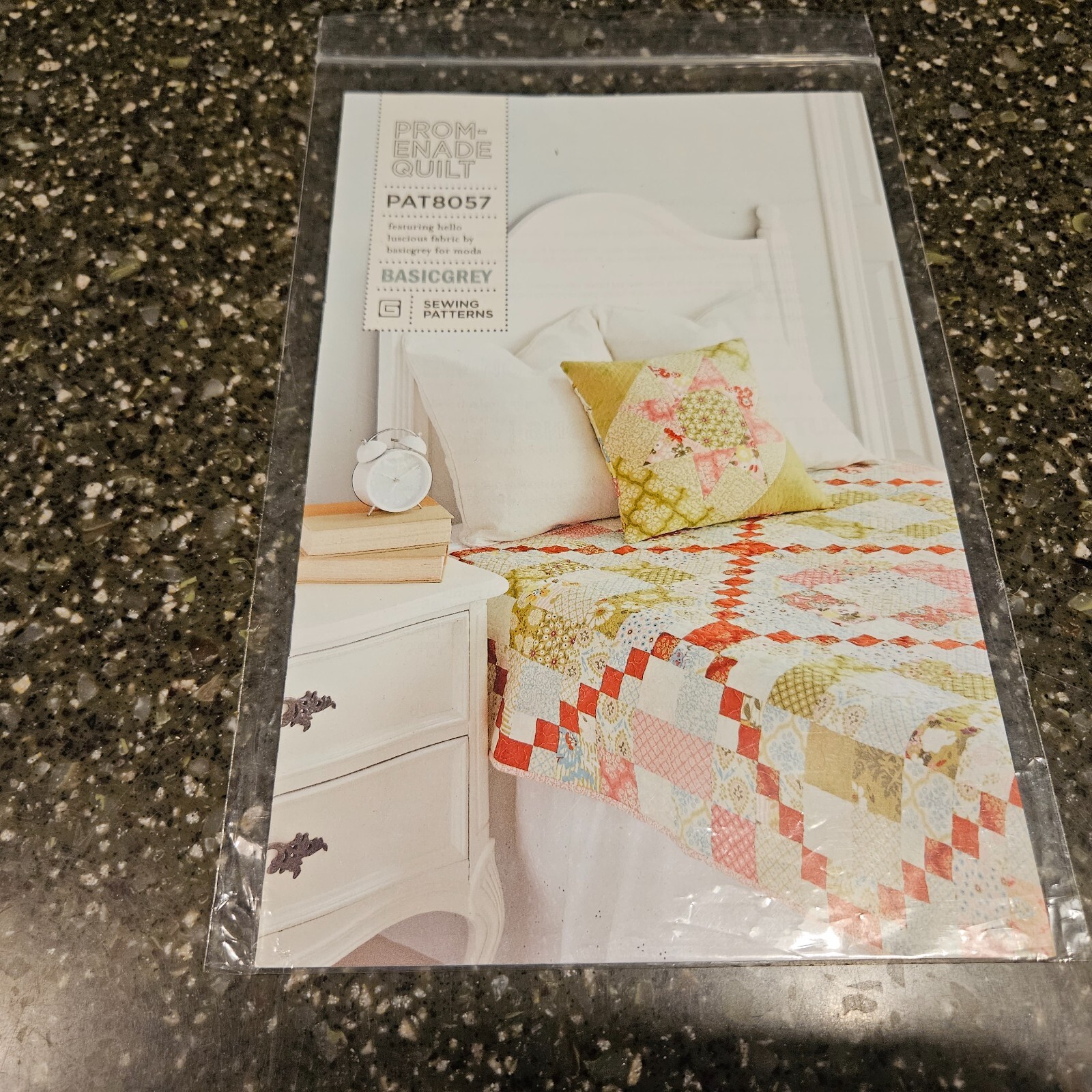 Promenade Quilt Pattern Various Sizes by Basicgrey  PAT8057