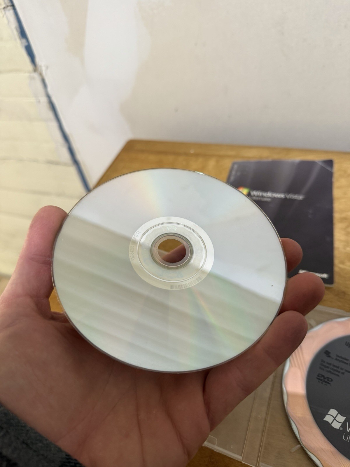 Microsoft Windows Vista Ultimate Full 32 Bit & 64 Bit DVDs w/ Manual