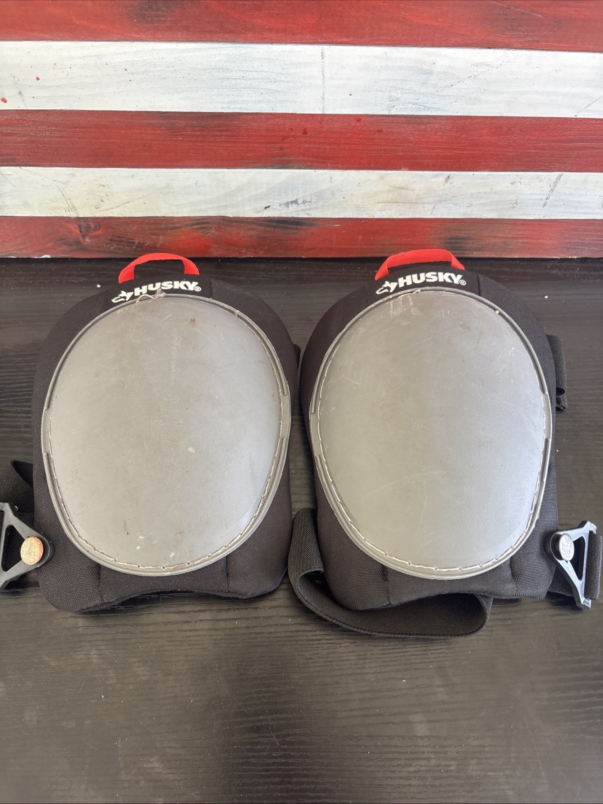 Husky Soft Cap Foam Non-Marring Knee Pads