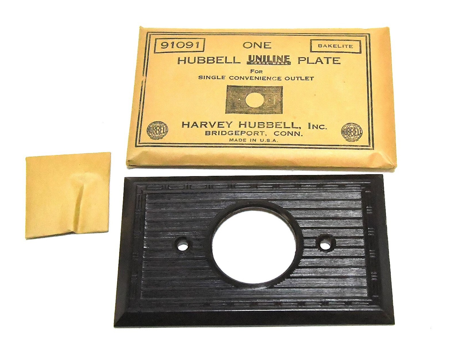 VINTAGE HUBBELL BAKELITE SINGLE CONVENIENCE OUTLET RIBBED BROWN SWITCH PLATE NOS