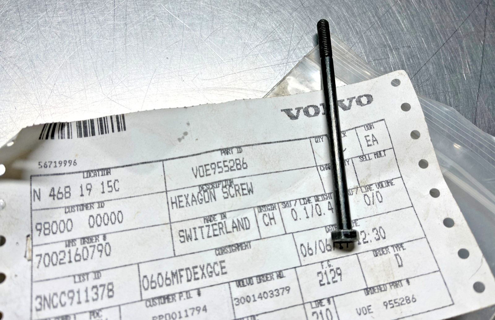955286  Genuine OEM  VOLVO   Hexagon SCREW   Ingersoll Rand   VOE955286