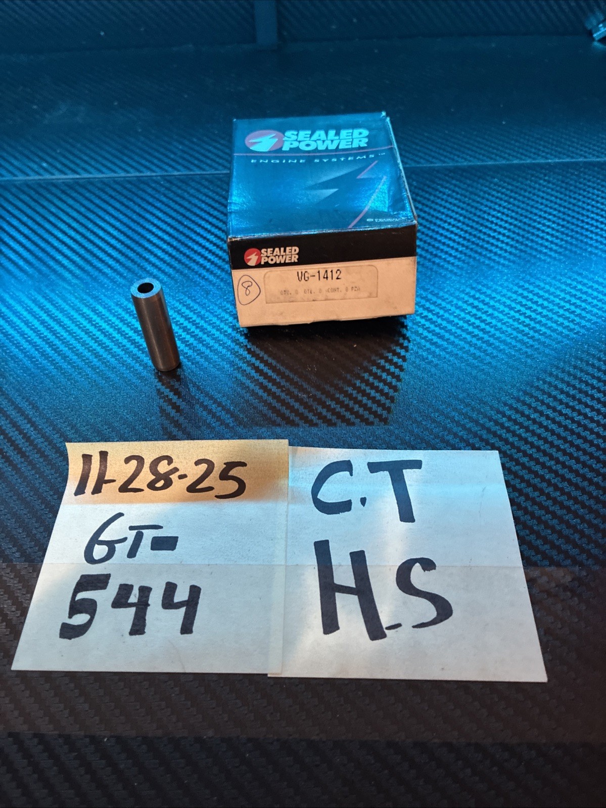 (1) NOS VG1412 Valve Guide  Sealed Power  SOLD INDIVIDUALLY Genuine