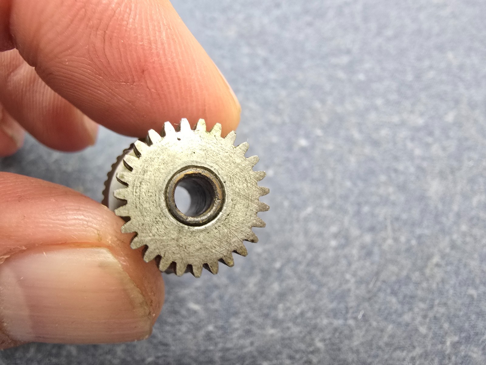 Collins R-390A Ham Radio Receiver Part -Small Chrono Gear