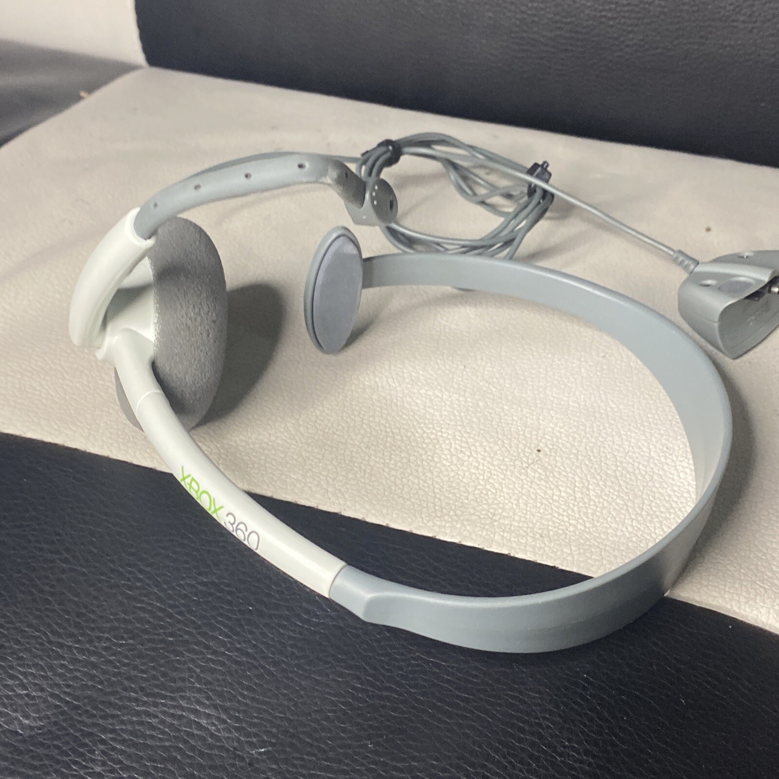 Microsoft Xbox 360 Live Wired Headset W/Mic - White Headset