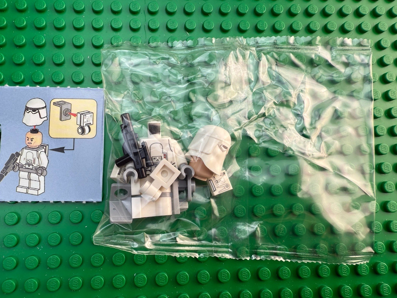 Lego Star Wars Advent (Day 6) Snowtrooper